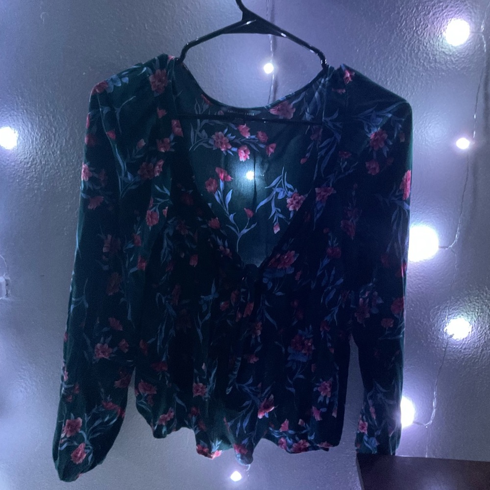 american eagle floral top